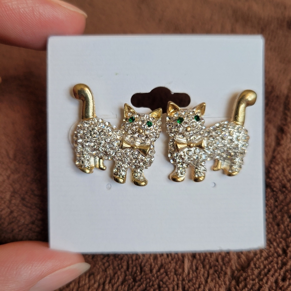 Windsor Cat Earrings